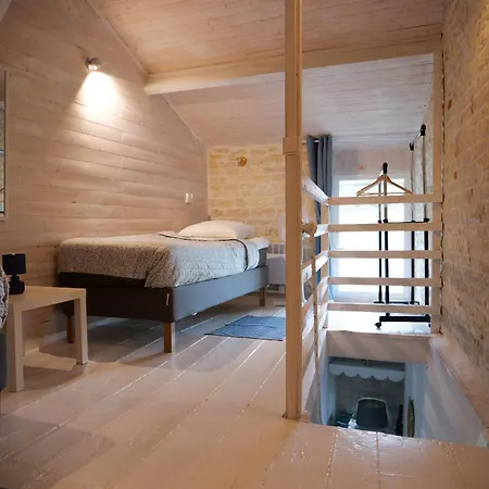 In With Pool & Terrace 度假居 Loubigne